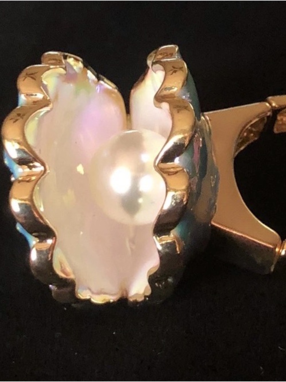 New Betsey Johnson Gold-Tone Pearl Shell stretch Ring with Aqua Crystals - Picture 11 of 16